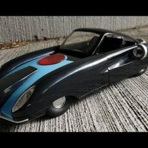 2004 THE INCREDIBLES, THE INCREDIBLE MOBILE, MINT IN THE PACKAGE!!!